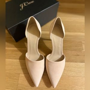 J Crew beautiful, petal suede pumps in like-new condition.